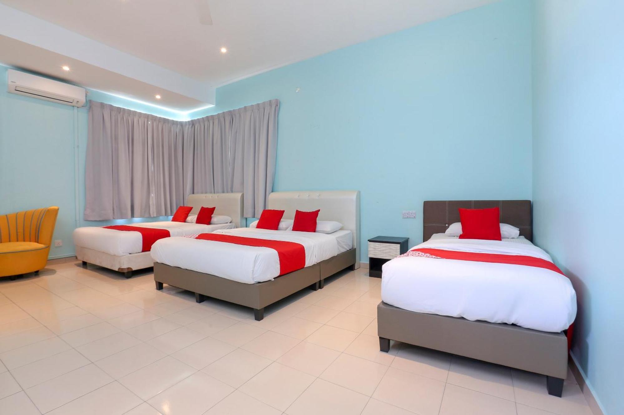 Oyo 90132 Come Inn Premium Куала-Тренгану Экстерьер фото