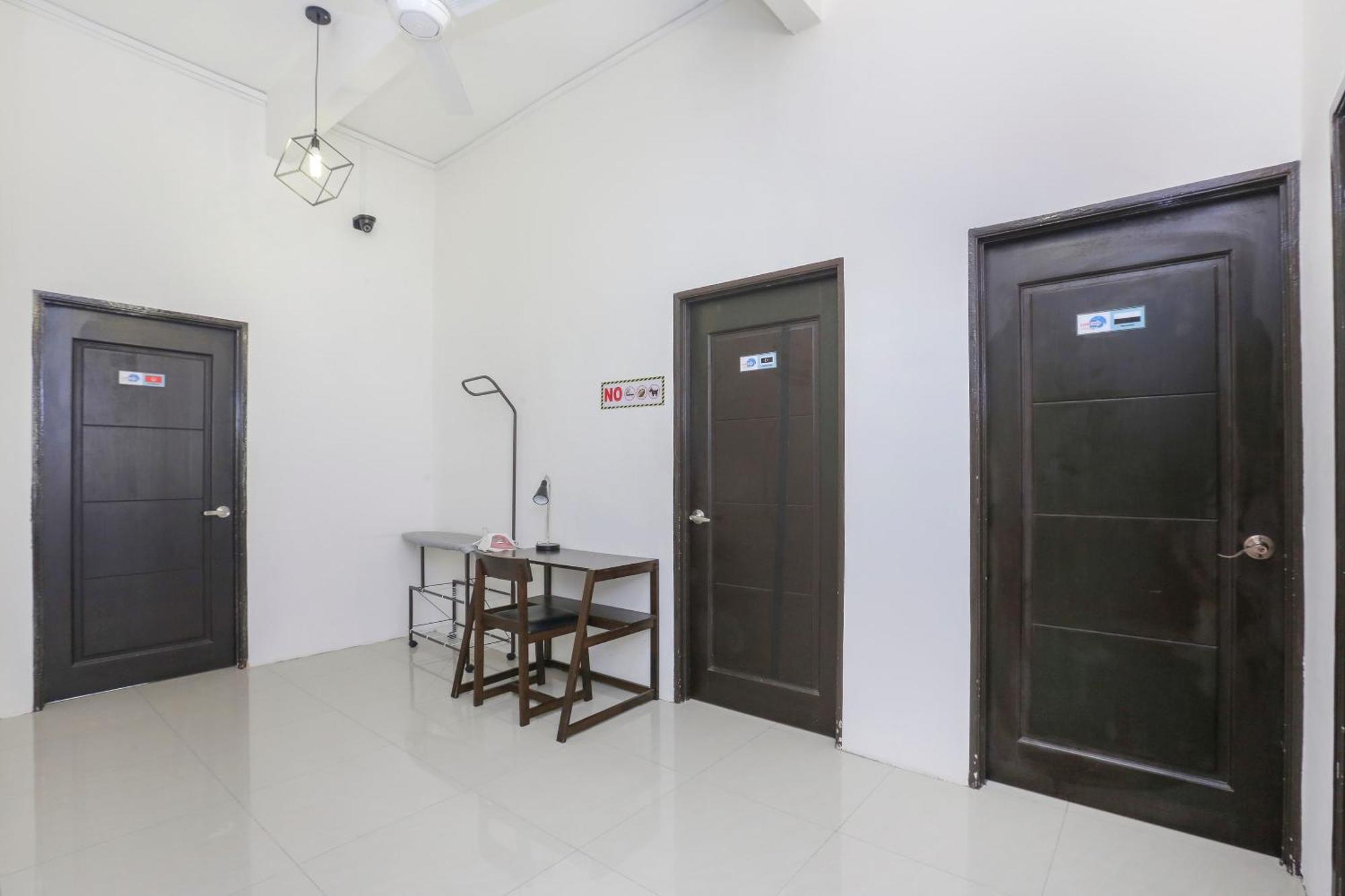 Oyo 90132 Come Inn Premium Куала-Тренгану Экстерьер фото