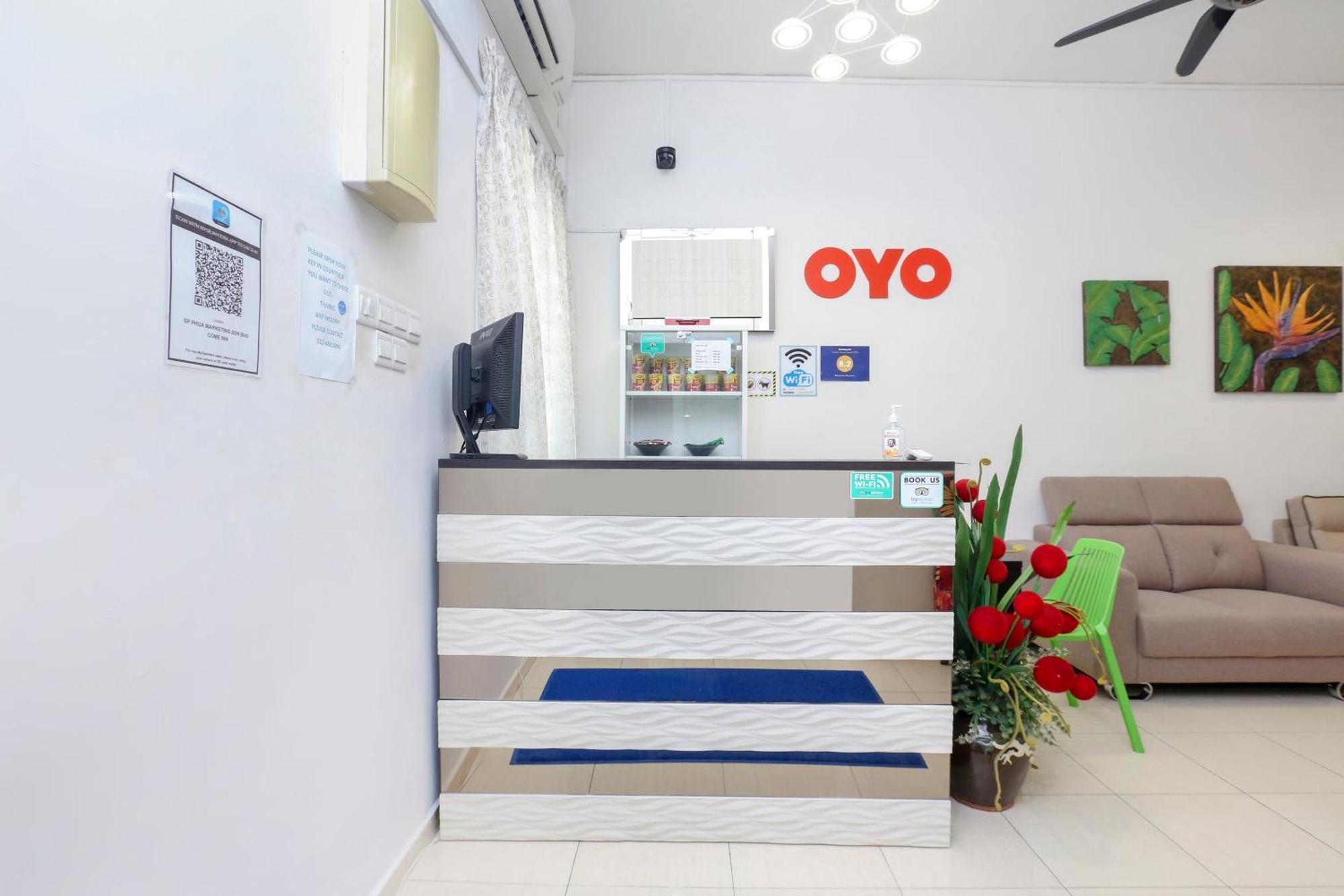 Oyo 90132 Come Inn Premium Куала-Тренгану Экстерьер фото